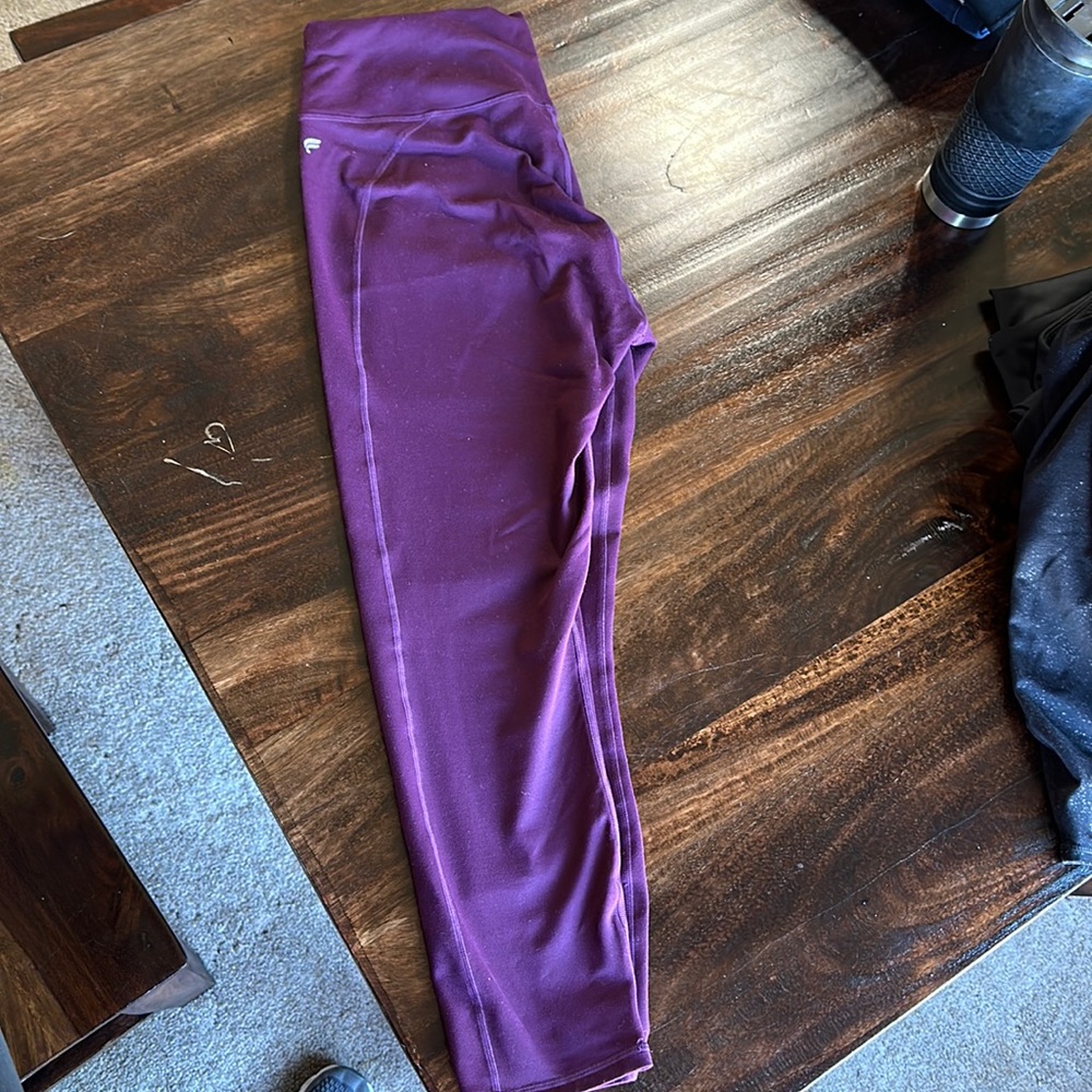 Fabletics power hold 7/8 plum legging